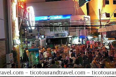 Kategorie Asien: Ist Es Koh San Road Oder Khao San Road In Bangkok?