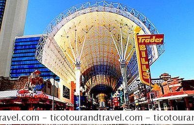 Vaya A Old Downtown Vegas Para Conocer Fremont Thrills Y Great, Cheap Food