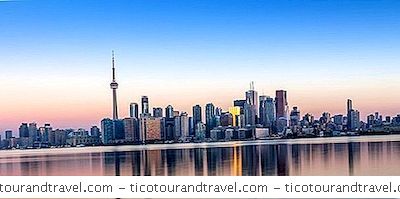 Toronto Day Tours