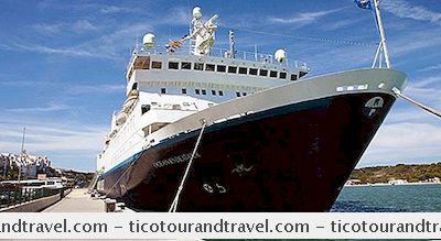 Kraftig Saint Lawrence Cruise Med Eventyr Canada