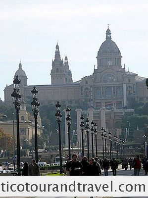 Thể LoạI Châu Âu: Barcelona Thời Tiết Trong Tháng Mười Hai