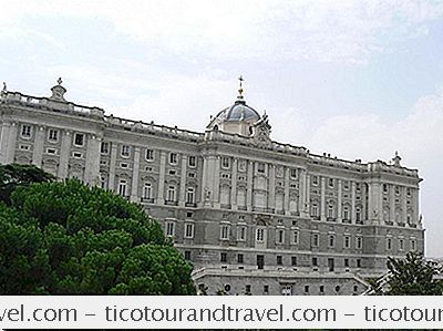 Gặp El Palacio Royal, Cung Điện Hoàng Gia Madrid
