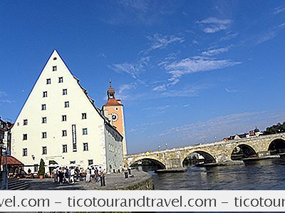 Regensburg Er Den Eldste Byen På Donau