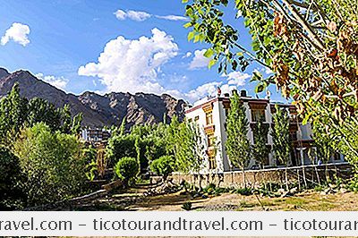 8 Cele Mai Bune Tabere De Lux Și Hoteluri Din Leh Și Ladakh