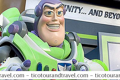 Buzz Lightyear Astro Blasters Di Disneyland: Hal-Hal Yang Perlu Diketahui