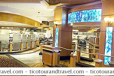 The Carnival World & Seafood Buffet Buffet En El Rio All-Suite Hotel Casino