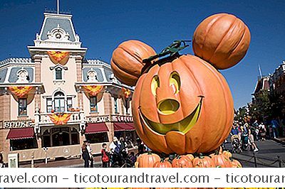 Disney'S Halloween-Zeit Und Mickey Halloween Party 2016