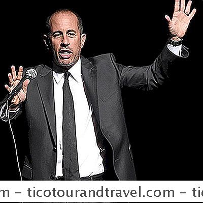 Jerry Seinfeld Kicks Off 2016 Residency At The Beacon Theatre